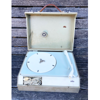 Dieter Rams Braun PC3 platenspeler